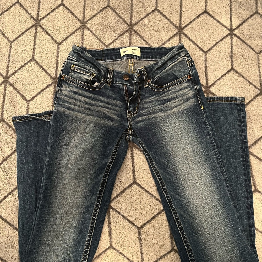 BKE Blue Straight Leg Jeans with Vintage Aesthetic
